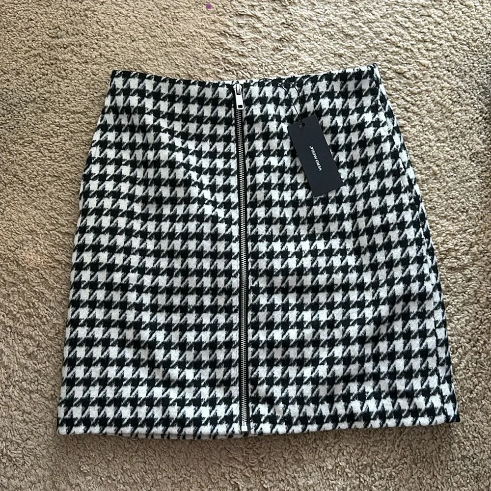 Vero Moda Houndstooth Skirt - XS